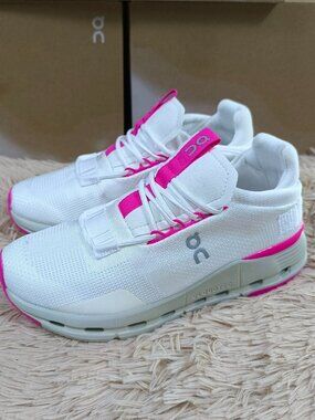 New On Running pink shoes Fashion sneaker casual shoes